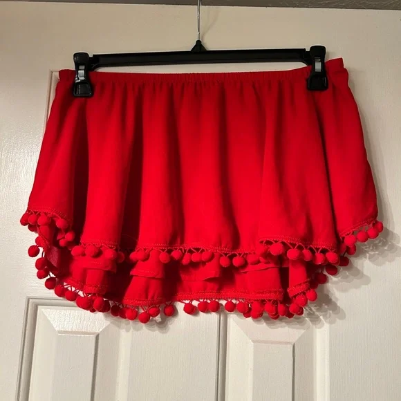 Show Me Your Mumu Banjo Pom Pom Crop Top Red Bonfire Crisp Size Medium - Picture 6 of 6